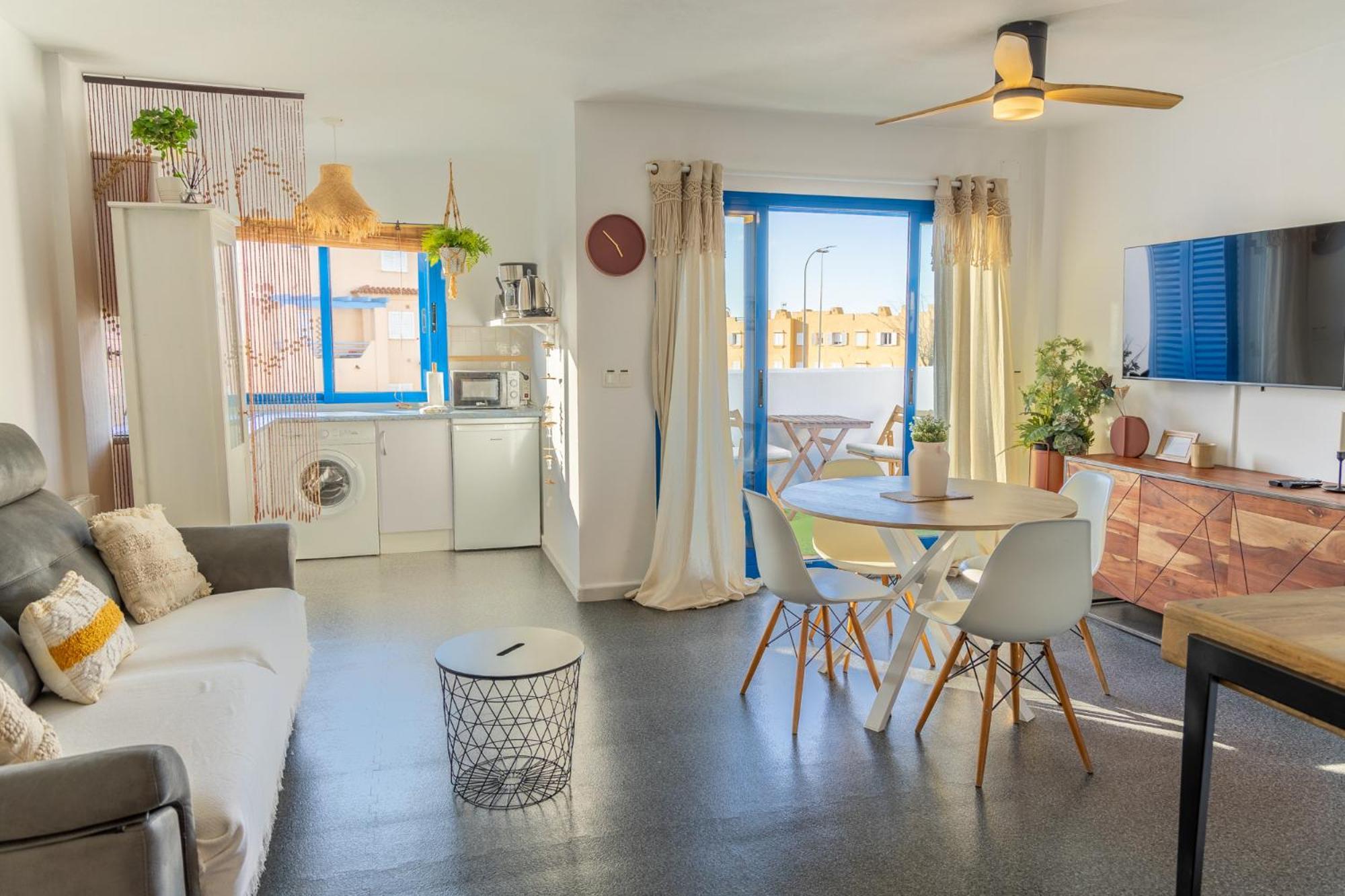 Tarifa Cozy House - Beach View & Balcony Екстер'єр фото