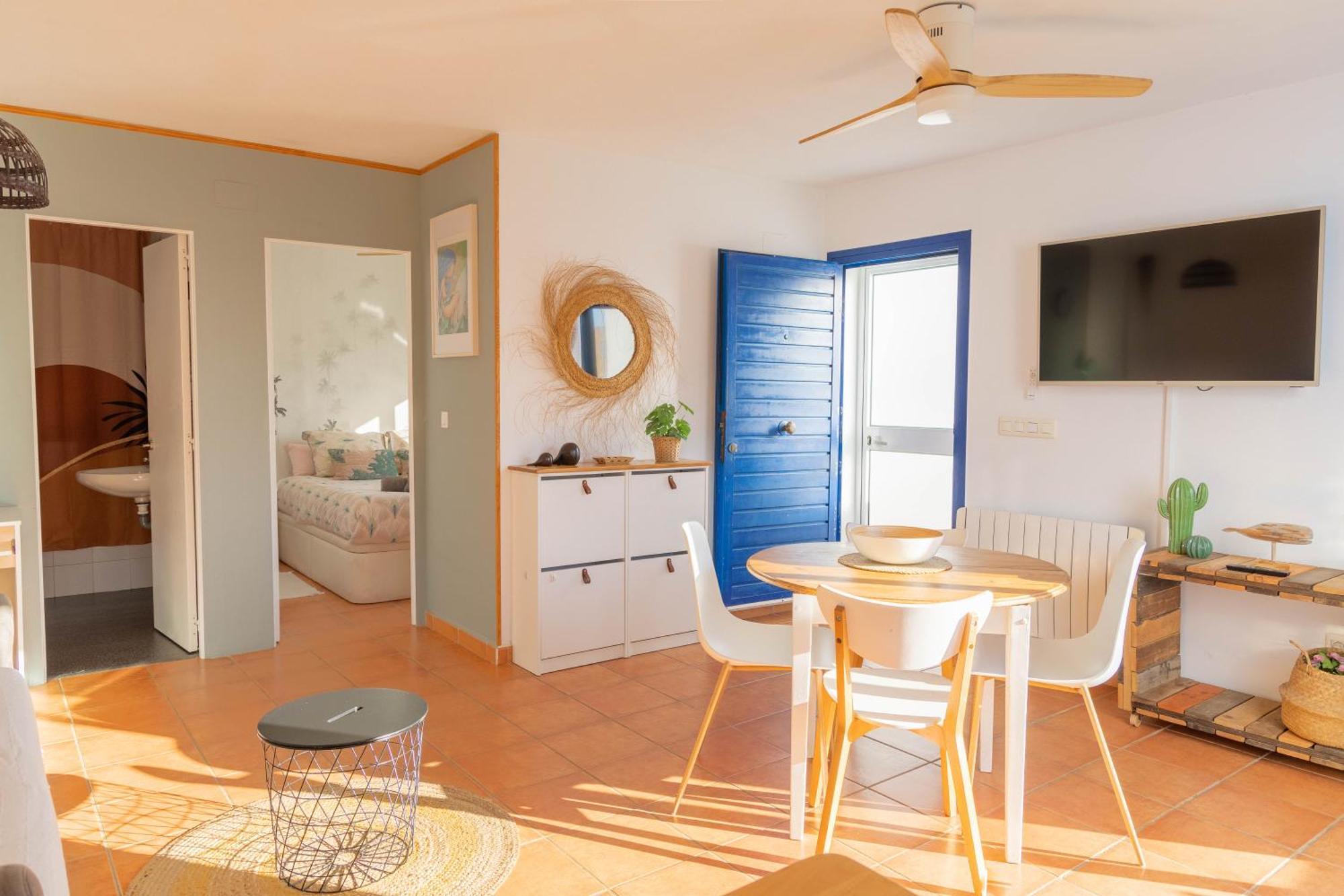Tarifa Cozy House - Beach View & Balcony Екстер'єр фото